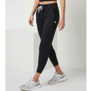 NWOT Vuori Performance Jogger Women's - Size Small - Black